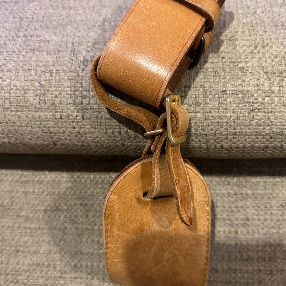 SOLD SOLD SOLD Louis Vuitton Painted Lips Luggage Tag and Poignet- - Picture 4 of 6